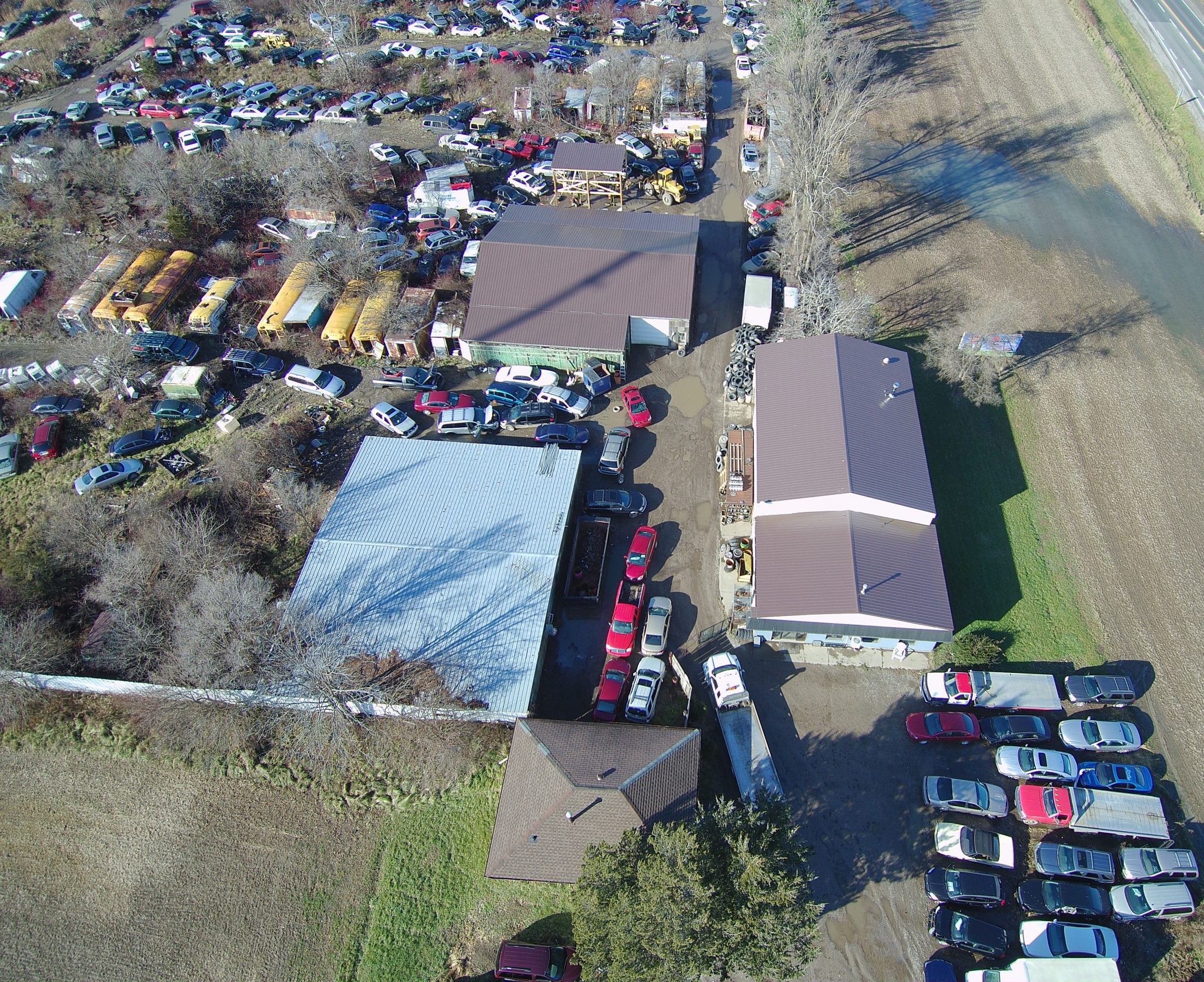 8589 Pioneer Line, Chatham, Ontario Auto Properties