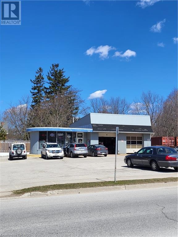 402 8th Street East, Owen Sound, Ontario, Canada Auto Properties