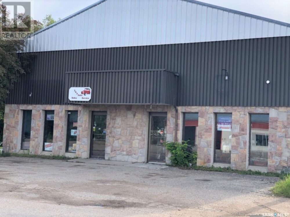 109 Albert Street, Hudson Bay, Saskatchewan, Canada Auto Properties